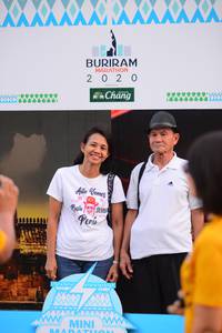 BIB: 200
                            <button type="button" onclick="openModal(10510727)" class="btn btn-primary btn-sm float-right btn-popup" data-toggle="modal" data-target=".modal-high-quality">
                        <i class="fas fa-shopping-cart"></i> Add to Cart
                    </button>
                                            <button type="button" onclick="isThisMe(10510727, true)" class="btn btn-success btn-sm float-right btn-popup btn-isme hidden" data-toggle="tooltip" data-placement="bottom" title="นี่คือรูปของคุณใช่ไหม คลิกที่นี่เพื่อเอาเข้าอัลบั้ม">
                        <i class="fas fa-plus"></i> Add to album
                    </button>
                    <button type="button" onclick="isThisMe(10510727, false)" class="btn btn-warning btn-sm float-right btn-popup btn-isnotme hidden">
                        <i class="fas fa-ban"></i> Remove from album
                    </button>