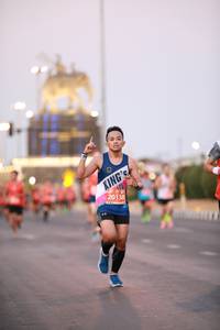 BIB: 20138
                            <button type="button" onclick="openModal(11991954)" class="btn btn-primary btn-sm float-right btn-popup" data-toggle="modal" data-target=".modal-high-quality">
                        <i class="fas fa-shopping-cart"></i> Add to Cart
                    </button>
                                            <button type="button" onclick="isThisMe(11991954, true)" class="btn btn-success btn-sm float-right btn-popup btn-isme hidden" data-toggle="tooltip" data-placement="bottom" title="นี่คือรูปของคุณใช่ไหม คลิกที่นี่เพื่อเอาเข้าอัลบั้ม">
                        <i class="fas fa-plus"></i> Add to album
                    </button>
                    <button type="button" onclick="isThisMe(11991954, false)" class="btn btn-warning btn-sm float-right btn-popup btn-isnotme hidden">
                        <i class="fas fa-ban"></i> Remove from album
                    </button>
