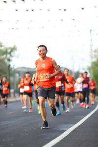 BIB: 218
                            <button type="button" onclick="openModal(10813966)" class="btn btn-primary btn-sm float-right btn-popup" data-toggle="modal" data-target=".modal-high-quality">
                        <i class="fas fa-shopping-cart"></i> Add to Cart
                    </button>
                                            <button type="button" onclick="isThisMe(10813966, true)" class="btn btn-success btn-sm float-right btn-popup btn-isme hidden" data-toggle="tooltip" data-placement="bottom" title="นี่คือรูปของคุณใช่ไหม คลิกที่นี่เพื่อเอาเข้าอัลบั้ม">
                        <i class="fas fa-plus"></i> Add to album
                    </button>
                    <button type="button" onclick="isThisMe(10813966, false)" class="btn btn-warning btn-sm float-right btn-popup btn-isnotme hidden">
                        <i class="fas fa-ban"></i> Remove from album
                    </button>