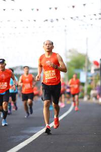 BIB: 20139, 7276
                            <button type="button" onclick="openModal(10812509)" class="btn btn-primary btn-sm float-right btn-popup" data-toggle="modal" data-target=".modal-high-quality">
                        <i class="fas fa-shopping-cart"></i> Add to Cart
                    </button>
                                            <button type="button" onclick="isThisMe(10812509, true)" class="btn btn-success btn-sm float-right btn-popup btn-isme hidden" data-toggle="tooltip" data-placement="bottom" title="นี่คือรูปของคุณใช่ไหม คลิกที่นี่เพื่อเอาเข้าอัลบั้ม">
                        <i class="fas fa-plus"></i> Add to album
                    </button>
                    <button type="button" onclick="isThisMe(10812509, false)" class="btn btn-warning btn-sm float-right btn-popup btn-isnotme hidden">
                        <i class="fas fa-ban"></i> Remove from album
                    </button>