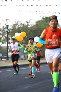BIB: 25915, 23197
                            <button type="button" onclick="openModal(12524976)" class="btn btn-primary btn-sm float-right btn-popup" data-toggle="modal" data-target=".modal-high-quality">
                        <i class="fas fa-shopping-cart"></i> Add to Cart
                    </button>
                                            <button type="button" onclick="isThisMe(12524976, true)" class="btn btn-success btn-sm float-right btn-popup btn-isme hidden" data-toggle="tooltip" data-placement="bottom" title="นี่คือรูปของคุณใช่ไหม คลิกที่นี่เพื่อเอาเข้าอัลบั้ม">
                        <i class="fas fa-plus"></i> Add to album
                    </button>
                    <button type="button" onclick="isThisMe(12524976, false)" class="btn btn-warning btn-sm float-right btn-popup btn-isnotme hidden">
                        <i class="fas fa-ban"></i> Remove from album
                    </button>