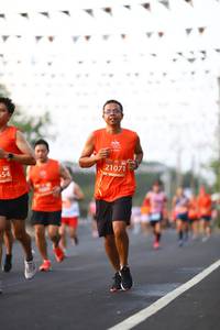 BIB: 21071, 554
                            <button type="button" onclick="openModal(10793191)" class="btn btn-primary btn-sm float-right btn-popup" data-toggle="modal" data-target=".modal-high-quality">
                        <i class="fas fa-shopping-cart"></i> Add to Cart
                    </button>
                                            <button type="button" onclick="isThisMe(10793191, true)" class="btn btn-success btn-sm float-right btn-popup btn-isme hidden" data-toggle="tooltip" data-placement="bottom" title="นี่คือรูปของคุณใช่ไหม คลิกที่นี่เพื่อเอาเข้าอัลบั้ม">
                        <i class="fas fa-plus"></i> Add to album
                    </button>
                    <button type="button" onclick="isThisMe(10793191, false)" class="btn btn-warning btn-sm float-right btn-popup btn-isnotme hidden">
                        <i class="fas fa-ban"></i> Remove from album
                    </button>