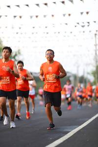 BIB: 210, 26554, 4105
                            <button type="button" onclick="openModal(10793231)" class="btn btn-primary btn-sm float-right btn-popup" data-toggle="modal" data-target=".modal-high-quality">
                        <i class="fas fa-shopping-cart"></i> Add to Cart
                    </button>
                                            <button type="button" onclick="isThisMe(10793231, true)" class="btn btn-success btn-sm float-right btn-popup btn-isme hidden" data-toggle="tooltip" data-placement="bottom" title="นี่คือรูปของคุณใช่ไหม คลิกที่นี่เพื่อเอาเข้าอัลบั้ม">
                        <i class="fas fa-plus"></i> Add to album
                    </button>
                    <button type="button" onclick="isThisMe(10793231, false)" class="btn btn-warning btn-sm float-right btn-popup btn-isnotme hidden">
                        <i class="fas fa-ban"></i> Remove from album
                    </button>