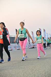 BIB: 525, 0669, 50508
                            <button type="button" onclick="openModal(10529483)" class="btn btn-primary btn-sm float-right btn-popup" data-toggle="modal" data-target=".modal-high-quality">
                        <i class="fas fa-shopping-cart"></i> Add to Cart
                    </button>
                                            <button type="button" onclick="isThisMe(10529483, true)" class="btn btn-success btn-sm float-right btn-popup btn-isme hidden" data-toggle="tooltip" data-placement="bottom" title="นี่คือรูปของคุณใช่ไหม คลิกที่นี่เพื่อเอาเข้าอัลบั้ม">
                        <i class="fas fa-plus"></i> Add to album
                    </button>
                    <button type="button" onclick="isThisMe(10529483, false)" class="btn btn-warning btn-sm float-right btn-popup btn-isnotme hidden">
                        <i class="fas fa-ban"></i> Remove from album
                    </button>