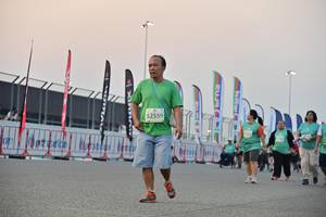 BIB: 52559
                            <button type="button" onclick="openModal(10529078)" class="btn btn-primary btn-sm float-right btn-popup" data-toggle="modal" data-target=".modal-high-quality">
                        <i class="fas fa-shopping-cart"></i> Add to Cart
                    </button>
                                            <button type="button" onclick="isThisMe(10529078, true)" class="btn btn-success btn-sm float-right btn-popup btn-isme hidden" data-toggle="tooltip" data-placement="bottom" title="นี่คือรูปของคุณใช่ไหม คลิกที่นี่เพื่อเอาเข้าอัลบั้ม">
                        <i class="fas fa-plus"></i> Add to album
                    </button>
                    <button type="button" onclick="isThisMe(10529078, false)" class="btn btn-warning btn-sm float-right btn-popup btn-isnotme hidden">
                        <i class="fas fa-ban"></i> Remove from album
                    </button>