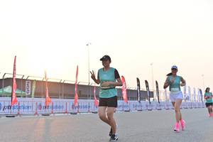 BIB: 607
                            <button type="button" onclick="openModal(10474061)" class="btn btn-primary btn-sm float-right btn-popup" data-toggle="modal" data-target=".modal-high-quality">
                        <i class="fas fa-shopping-cart"></i> Add to Cart
                    </button>
                                            <button type="button" onclick="isThisMe(10474061, true)" class="btn btn-success btn-sm float-right btn-popup btn-isme hidden" data-toggle="tooltip" data-placement="bottom" title="นี่คือรูปของคุณใช่ไหม คลิกที่นี่เพื่อเอาเข้าอัลบั้ม">
                        <i class="fas fa-plus"></i> Add to album
                    </button>
                    <button type="button" onclick="isThisMe(10474061, false)" class="btn btn-warning btn-sm float-right btn-popup btn-isnotme hidden">
                        <i class="fas fa-ban"></i> Remove from album
                    </button>