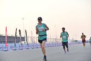 BIB: 5304, 0476
                            <button type="button" onclick="openModal(10471554)" class="btn btn-primary btn-sm float-right btn-popup" data-toggle="modal" data-target=".modal-high-quality">
                        <i class="fas fa-shopping-cart"></i> Add to Cart
                    </button>
                                            <button type="button" onclick="isThisMe(10471554, true)" class="btn btn-success btn-sm float-right btn-popup btn-isme hidden" data-toggle="tooltip" data-placement="bottom" title="นี่คือรูปของคุณใช่ไหม คลิกที่นี่เพื่อเอาเข้าอัลบั้ม">
                        <i class="fas fa-plus"></i> Add to album
                    </button>
                    <button type="button" onclick="isThisMe(10471554, false)" class="btn btn-warning btn-sm float-right btn-popup btn-isnotme hidden">
                        <i class="fas fa-ban"></i> Remove from album
                    </button>