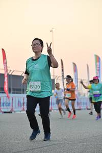 BIB: 83120
                            <button type="button" onclick="openModal(10502070)" class="btn btn-primary btn-sm float-right btn-popup" data-toggle="modal" data-target=".modal-high-quality">
                        <i class="fas fa-shopping-cart"></i> Add to Cart
                    </button>
                                            <button type="button" onclick="isThisMe(10502070, true)" class="btn btn-success btn-sm float-right btn-popup btn-isme hidden" data-toggle="tooltip" data-placement="bottom" title="นี่คือรูปของคุณใช่ไหม คลิกที่นี่เพื่อเอาเข้าอัลบั้ม">
                        <i class="fas fa-plus"></i> Add to album
                    </button>
                    <button type="button" onclick="isThisMe(10502070, false)" class="btn btn-warning btn-sm float-right btn-popup btn-isnotme hidden">
                        <i class="fas fa-ban"></i> Remove from album
                    </button>