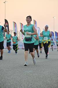 BIB: 528, 52817
                            <button type="button" onclick="openModal(10505538)" class="btn btn-primary btn-sm float-right btn-popup" data-toggle="modal" data-target=".modal-high-quality">
                        <i class="fas fa-shopping-cart"></i> Add to Cart
                    </button>
                                            <button type="button" onclick="isThisMe(10505538, true)" class="btn btn-success btn-sm float-right btn-popup btn-isme hidden" data-toggle="tooltip" data-placement="bottom" title="นี่คือรูปของคุณใช่ไหม คลิกที่นี่เพื่อเอาเข้าอัลบั้ม">
                        <i class="fas fa-plus"></i> Add to album
                    </button>
                    <button type="button" onclick="isThisMe(10505538, false)" class="btn btn-warning btn-sm float-right btn-popup btn-isnotme hidden">
                        <i class="fas fa-ban"></i> Remove from album
                    </button>