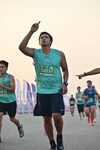 BIB: 52037, 50115
                            <button type="button" onclick="openModal(10475527)" class="btn btn-primary btn-sm float-right btn-popup" data-toggle="modal" data-target=".modal-high-quality">
                        <i class="fas fa-shopping-cart"></i> Add to Cart
                    </button>
                                            <button type="button" onclick="isThisMe(10475527, true)" class="btn btn-success btn-sm float-right btn-popup btn-isme hidden" data-toggle="tooltip" data-placement="bottom" title="นี่คือรูปของคุณใช่ไหม คลิกที่นี่เพื่อเอาเข้าอัลบั้ม">
                        <i class="fas fa-plus"></i> Add to album
                    </button>
                    <button type="button" onclick="isThisMe(10475527, false)" class="btn btn-warning btn-sm float-right btn-popup btn-isnotme hidden">
                        <i class="fas fa-ban"></i> Remove from album
                    </button>