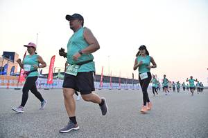 BIB: 0490, 925, 209
                            <button type="button" onclick="openModal(10493452)" class="btn btn-primary btn-sm float-right btn-popup" data-toggle="modal" data-target=".modal-high-quality">
                        <i class="fas fa-shopping-cart"></i> Add to Cart
                    </button>
                                            <button type="button" onclick="isThisMe(10493452, true)" class="btn btn-success btn-sm float-right btn-popup btn-isme hidden" data-toggle="tooltip" data-placement="bottom" title="นี่คือรูปของคุณใช่ไหม คลิกที่นี่เพื่อเอาเข้าอัลบั้ม">
                        <i class="fas fa-plus"></i> Add to album
                    </button>
                    <button type="button" onclick="isThisMe(10493452, false)" class="btn btn-warning btn-sm float-right btn-popup btn-isnotme hidden">
                        <i class="fas fa-ban"></i> Remove from album
                    </button>