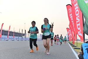 BIB: 0932, 52353
                            <button type="button" onclick="openModal(10480794)" class="btn btn-primary btn-sm float-right btn-popup" data-toggle="modal" data-target=".modal-high-quality">
                        <i class="fas fa-shopping-cart"></i> Add to Cart
                    </button>
                                            <button type="button" onclick="isThisMe(10480794, true)" class="btn btn-success btn-sm float-right btn-popup btn-isme hidden" data-toggle="tooltip" data-placement="bottom" title="นี่คือรูปของคุณใช่ไหม คลิกที่นี่เพื่อเอาเข้าอัลบั้ม">
                        <i class="fas fa-plus"></i> Add to album
                    </button>
                    <button type="button" onclick="isThisMe(10480794, false)" class="btn btn-warning btn-sm float-right btn-popup btn-isnotme hidden">
                        <i class="fas fa-ban"></i> Remove from album
                    </button>