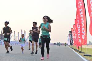 BIB: 1542
                            <button type="button" onclick="openModal(10469562)" class="btn btn-primary btn-sm float-right btn-popup" data-toggle="modal" data-target=".modal-high-quality">
                        <i class="fas fa-shopping-cart"></i> Add to Cart
                    </button>
                                            <button type="button" onclick="isThisMe(10469562, true)" class="btn btn-success btn-sm float-right btn-popup btn-isme hidden" data-toggle="tooltip" data-placement="bottom" title="นี่คือรูปของคุณใช่ไหม คลิกที่นี่เพื่อเอาเข้าอัลบั้ม">
                        <i class="fas fa-plus"></i> Add to album
                    </button>
                    <button type="button" onclick="isThisMe(10469562, false)" class="btn btn-warning btn-sm float-right btn-popup btn-isnotme hidden">
                        <i class="fas fa-ban"></i> Remove from album
                    </button>