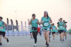 BIB: 53095, 072
                            <button type="button" onclick="openModal(10493609)" class="btn btn-primary btn-sm float-right btn-popup" data-toggle="modal" data-target=".modal-high-quality">
                        <i class="fas fa-shopping-cart"></i> Add to Cart
                    </button>
                                            <button type="button" onclick="isThisMe(10493609, true)" class="btn btn-success btn-sm float-right btn-popup btn-isme hidden" data-toggle="tooltip" data-placement="bottom" title="นี่คือรูปของคุณใช่ไหม คลิกที่นี่เพื่อเอาเข้าอัลบั้ม">
                        <i class="fas fa-plus"></i> Add to album
                    </button>
                    <button type="button" onclick="isThisMe(10493609, false)" class="btn btn-warning btn-sm float-right btn-popup btn-isnotme hidden">
                        <i class="fas fa-ban"></i> Remove from album
                    </button>