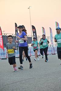 BIB: 2790, 50843, 52643, 53442
                            <button type="button" onclick="openModal(10504663)" class="btn btn-primary btn-sm float-right btn-popup" data-toggle="modal" data-target=".modal-high-quality">
                        <i class="fas fa-shopping-cart"></i> Add to Cart
                    </button>
                                            <button type="button" onclick="isThisMe(10504663, true)" class="btn btn-success btn-sm float-right btn-popup btn-isme hidden" data-toggle="tooltip" data-placement="bottom" title="นี่คือรูปของคุณใช่ไหม คลิกที่นี่เพื่อเอาเข้าอัลบั้ม">
                        <i class="fas fa-plus"></i> Add to album
                    </button>
                    <button type="button" onclick="isThisMe(10504663, false)" class="btn btn-warning btn-sm float-right btn-popup btn-isnotme hidden">
                        <i class="fas fa-ban"></i> Remove from album
                    </button>