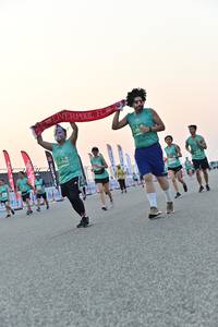 BIB: 520, 1950
                            <button type="button" onclick="openModal(10511034)" class="btn btn-primary btn-sm float-right btn-popup" data-toggle="modal" data-target=".modal-high-quality">
                        <i class="fas fa-shopping-cart"></i> Add to Cart
                    </button>
                                            <button type="button" onclick="isThisMe(10511034, true)" class="btn btn-success btn-sm float-right btn-popup btn-isme hidden" data-toggle="tooltip" data-placement="bottom" title="นี่คือรูปของคุณใช่ไหม คลิกที่นี่เพื่อเอาเข้าอัลบั้ม">
                        <i class="fas fa-plus"></i> Add to album
                    </button>
                    <button type="button" onclick="isThisMe(10511034, false)" class="btn btn-warning btn-sm float-right btn-popup btn-isnotme hidden">
                        <i class="fas fa-ban"></i> Remove from album
                    </button>