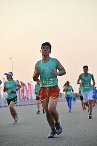 BIB: 51728, 0044, 176
                            <button type="button" onclick="openModal(10474979)" class="btn btn-primary btn-sm float-right btn-popup" data-toggle="modal" data-target=".modal-high-quality">
                        <i class="fas fa-shopping-cart"></i> Add to Cart
                    </button>
                                            <button type="button" onclick="isThisMe(10474979, true)" class="btn btn-success btn-sm float-right btn-popup btn-isme hidden" data-toggle="tooltip" data-placement="bottom" title="นี่คือรูปของคุณใช่ไหม คลิกที่นี่เพื่อเอาเข้าอัลบั้ม">
                        <i class="fas fa-plus"></i> Add to album
                    </button>
                    <button type="button" onclick="isThisMe(10474979, false)" class="btn btn-warning btn-sm float-right btn-popup btn-isnotme hidden">
                        <i class="fas fa-ban"></i> Remove from album
                    </button>