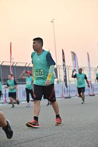 BIB: 50213
                            <button type="button" onclick="openModal(10512780)" class="btn btn-primary btn-sm float-right btn-popup" data-toggle="modal" data-target=".modal-high-quality">
                        <i class="fas fa-shopping-cart"></i> Add to Cart
                    </button>
                                            <button type="button" onclick="isThisMe(10512780, true)" class="btn btn-success btn-sm float-right btn-popup btn-isme hidden" data-toggle="tooltip" data-placement="bottom" title="นี่คือรูปของคุณใช่ไหม คลิกที่นี่เพื่อเอาเข้าอัลบั้ม">
                        <i class="fas fa-plus"></i> Add to album
                    </button>
                    <button type="button" onclick="isThisMe(10512780, false)" class="btn btn-warning btn-sm float-right btn-popup btn-isnotme hidden">
                        <i class="fas fa-ban"></i> Remove from album
                    </button>