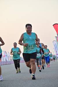 BIB: 52074, 52020, 0922
                            <button type="button" onclick="openModal(10531405)" class="btn btn-primary btn-sm float-right btn-popup" data-toggle="modal" data-target=".modal-high-quality">
                        <i class="fas fa-shopping-cart"></i> Add to Cart
                    </button>
                                            <button type="button" onclick="isThisMe(10531405, true)" class="btn btn-success btn-sm float-right btn-popup btn-isme hidden" data-toggle="tooltip" data-placement="bottom" title="นี่คือรูปของคุณใช่ไหม คลิกที่นี่เพื่อเอาเข้าอัลบั้ม">
                        <i class="fas fa-plus"></i> Add to album
                    </button>
                    <button type="button" onclick="isThisMe(10531405, false)" class="btn btn-warning btn-sm float-right btn-popup btn-isnotme hidden">
                        <i class="fas fa-ban"></i> Remove from album
                    </button>