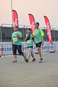 BIB: 51552, 1296, 52370
                            <button type="button" onclick="openModal(10529539)" class="btn btn-primary btn-sm float-right btn-popup" data-toggle="modal" data-target=".modal-high-quality">
                        <i class="fas fa-shopping-cart"></i> Add to Cart
                    </button>
                                            <button type="button" onclick="isThisMe(10529539, true)" class="btn btn-success btn-sm float-right btn-popup btn-isme hidden" data-toggle="tooltip" data-placement="bottom" title="นี่คือรูปของคุณใช่ไหม คลิกที่นี่เพื่อเอาเข้าอัลบั้ม">
                        <i class="fas fa-plus"></i> Add to album
                    </button>
                    <button type="button" onclick="isThisMe(10529539, false)" class="btn btn-warning btn-sm float-right btn-popup btn-isnotme hidden">
                        <i class="fas fa-ban"></i> Remove from album
                    </button>