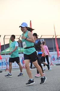 BIB: 2888, 480
                            <button type="button" onclick="openModal(10511342)" class="btn btn-primary btn-sm float-right btn-popup" data-toggle="modal" data-target=".modal-high-quality">
                        <i class="fas fa-shopping-cart"></i> Add to Cart
                    </button>
                                            <button type="button" onclick="isThisMe(10511342, true)" class="btn btn-success btn-sm float-right btn-popup btn-isme hidden" data-toggle="tooltip" data-placement="bottom" title="นี่คือรูปของคุณใช่ไหม คลิกที่นี่เพื่อเอาเข้าอัลบั้ม">
                        <i class="fas fa-plus"></i> Add to album
                    </button>
                    <button type="button" onclick="isThisMe(10511342, false)" class="btn btn-warning btn-sm float-right btn-popup btn-isnotme hidden">
                        <i class="fas fa-ban"></i> Remove from album
                    </button>