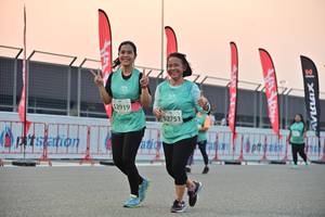 BIB: 52919, 52751
                            <button type="button" onclick="openModal(10527689)" class="btn btn-primary btn-sm float-right btn-popup" data-toggle="modal" data-target=".modal-high-quality">
                        <i class="fas fa-shopping-cart"></i> Add to Cart
                    </button>
                                            <button type="button" onclick="isThisMe(10527689, true)" class="btn btn-success btn-sm float-right btn-popup btn-isme hidden" data-toggle="tooltip" data-placement="bottom" title="นี่คือรูปของคุณใช่ไหม คลิกที่นี่เพื่อเอาเข้าอัลบั้ม">
                        <i class="fas fa-plus"></i> Add to album
                    </button>
                    <button type="button" onclick="isThisMe(10527689, false)" class="btn btn-warning btn-sm float-right btn-popup btn-isnotme hidden">
                        <i class="fas fa-ban"></i> Remove from album
                    </button>