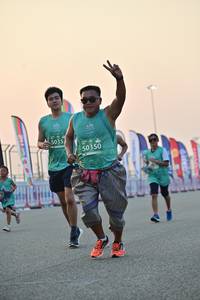 BIB: 5035, 50350
                            <button type="button" onclick="openModal(10490841)" class="btn btn-primary btn-sm float-right btn-popup" data-toggle="modal" data-target=".modal-high-quality">
                        <i class="fas fa-shopping-cart"></i> Add to Cart
                    </button>
                                            <button type="button" onclick="isThisMe(10490841, true)" class="btn btn-success btn-sm float-right btn-popup btn-isme hidden" data-toggle="tooltip" data-placement="bottom" title="นี่คือรูปของคุณใช่ไหม คลิกที่นี่เพื่อเอาเข้าอัลบั้ม">
                        <i class="fas fa-plus"></i> Add to album
                    </button>
                    <button type="button" onclick="isThisMe(10490841, false)" class="btn btn-warning btn-sm float-right btn-popup btn-isnotme hidden">
                        <i class="fas fa-ban"></i> Remove from album
                    </button>