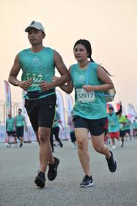 BIB: 5866, 52917
                            <button type="button" onclick="openModal(10501067)" class="btn btn-primary btn-sm float-right btn-popup" data-toggle="modal" data-target=".modal-high-quality">
                        <i class="fas fa-shopping-cart"></i> Add to Cart
                    </button>
                                            <button type="button" onclick="isThisMe(10501067, true)" class="btn btn-success btn-sm float-right btn-popup btn-isme hidden" data-toggle="tooltip" data-placement="bottom" title="นี่คือรูปของคุณใช่ไหม คลิกที่นี่เพื่อเอาเข้าอัลบั้ม">
                        <i class="fas fa-plus"></i> Add to album
                    </button>
                    <button type="button" onclick="isThisMe(10501067, false)" class="btn btn-warning btn-sm float-right btn-popup btn-isnotme hidden">
                        <i class="fas fa-ban"></i> Remove from album
                    </button>