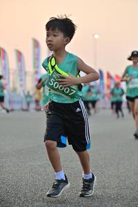 BIB: 
                            <button type="button" onclick="openModal(10506224)" class="btn btn-primary btn-sm float-right btn-popup" data-toggle="modal" data-target=".modal-high-quality">
                        <i class="fas fa-shopping-cart"></i> Add to Cart
                    </button>
                                            <button type="button" onclick="isThisMe(10506224, true)" class="btn btn-success btn-sm float-right btn-popup btn-isme hidden" data-toggle="tooltip" data-placement="bottom" title="นี่คือรูปของคุณใช่ไหม คลิกที่นี่เพื่อเอาเข้าอัลบั้ม">
                        <i class="fas fa-plus"></i> Add to album
                    </button>
                    <button type="button" onclick="isThisMe(10506224, false)" class="btn btn-warning btn-sm float-right btn-popup btn-isnotme hidden">
                        <i class="fas fa-ban"></i> Remove from album
                    </button>