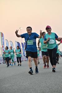 BIB: 50428, 52721, 5044, 
                            <button type="button" onclick="openModal(10510184)" class="btn btn-primary btn-sm float-right btn-popup" data-toggle="modal" data-target=".modal-high-quality">
                        <i class="fas fa-shopping-cart"></i> Add to Cart
                    </button>
                                            <button type="button" onclick="isThisMe(10510184, true)" class="btn btn-success btn-sm float-right btn-popup btn-isme hidden" data-toggle="tooltip" data-placement="bottom" title="นี่คือรูปของคุณใช่ไหม คลิกที่นี่เพื่อเอาเข้าอัลบั้ม">
                        <i class="fas fa-plus"></i> Add to album
                    </button>
                    <button type="button" onclick="isThisMe(10510184, false)" class="btn btn-warning btn-sm float-right btn-popup btn-isnotme hidden">
                        <i class="fas fa-ban"></i> Remove from album
                    </button>