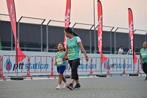 BIB: 51598, 2275, 104
                            <button type="button" onclick="openModal(10528673)" class="btn btn-primary btn-sm float-right btn-popup" data-toggle="modal" data-target=".modal-high-quality">
                        <i class="fas fa-shopping-cart"></i> Add to Cart
                    </button>
                                            <button type="button" onclick="isThisMe(10528673, true)" class="btn btn-success btn-sm float-right btn-popup btn-isme hidden" data-toggle="tooltip" data-placement="bottom" title="นี่คือรูปของคุณใช่ไหม คลิกที่นี่เพื่อเอาเข้าอัลบั้ม">
                        <i class="fas fa-plus"></i> Add to album
                    </button>
                    <button type="button" onclick="isThisMe(10528673, false)" class="btn btn-warning btn-sm float-right btn-popup btn-isnotme hidden">
                        <i class="fas fa-ban"></i> Remove from album
                    </button>