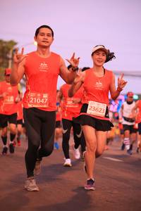 BIB: 23623, 21047
                            <button type="button" onclick="openModal(10901125)" class="btn btn-primary btn-sm float-right btn-popup" data-toggle="modal" data-target=".modal-high-quality">
                        <i class="fas fa-shopping-cart"></i> Add to Cart
                    </button>
                                            <button type="button" onclick="isThisMe(10901125, true)" class="btn btn-success btn-sm float-right btn-popup btn-isme hidden" data-toggle="tooltip" data-placement="bottom" title="นี่คือรูปของคุณใช่ไหม คลิกที่นี่เพื่อเอาเข้าอัลบั้ม">
                        <i class="fas fa-plus"></i> Add to album
                    </button>
                    <button type="button" onclick="isThisMe(10901125, false)" class="btn btn-warning btn-sm float-right btn-popup btn-isnotme hidden">
                        <i class="fas fa-ban"></i> Remove from album
                    </button>