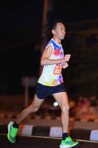 BIB: 202
                            <button type="button" onclick="openModal(12306287)" class="btn btn-primary btn-sm float-right btn-popup" data-toggle="modal" data-target=".modal-high-quality">
                        <i class="fas fa-shopping-cart"></i> Add to Cart
                    </button>
                                            <button type="button" onclick="isThisMe(12306287, true)" class="btn btn-success btn-sm float-right btn-popup btn-isme hidden" data-toggle="tooltip" data-placement="bottom" title="นี่คือรูปของคุณใช่ไหม คลิกที่นี่เพื่อเอาเข้าอัลบั้ม">
                        <i class="fas fa-plus"></i> Add to album
                    </button>
                    <button type="button" onclick="isThisMe(12306287, false)" class="btn btn-warning btn-sm float-right btn-popup btn-isnotme hidden">
                        <i class="fas fa-ban"></i> Remove from album
                    </button>