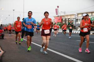 BIB: 0854, 82162, 24721
                            <button type="button" onclick="openModal(12254421)" class="btn btn-primary btn-sm float-right btn-popup" data-toggle="modal" data-target=".modal-high-quality">
                        <i class="fas fa-shopping-cart"></i> Add to Cart
                    </button>
                                            <button type="button" onclick="isThisMe(12254421, true)" class="btn btn-success btn-sm float-right btn-popup btn-isme hidden" data-toggle="tooltip" data-placement="bottom" title="นี่คือรูปของคุณใช่ไหม คลิกที่นี่เพื่อเอาเข้าอัลบั้ม">
                        <i class="fas fa-plus"></i> Add to album
                    </button>
                    <button type="button" onclick="isThisMe(12254421, false)" class="btn btn-warning btn-sm float-right btn-popup btn-isnotme hidden">
                        <i class="fas fa-ban"></i> Remove from album
                    </button>