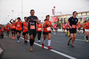BIB: 21530, 83811, 27878, 015, 2328, 228411
                            <button type="button" onclick="openModal(12252253)" class="btn btn-primary btn-sm float-right btn-popup" data-toggle="modal" data-target=".modal-high-quality">
                        <i class="fas fa-shopping-cart"></i> Add to Cart
                    </button>
                                            <button type="button" onclick="isThisMe(12252253, true)" class="btn btn-success btn-sm float-right btn-popup btn-isme hidden" data-toggle="tooltip" data-placement="bottom" title="นี่คือรูปของคุณใช่ไหม คลิกที่นี่เพื่อเอาเข้าอัลบั้ม">
                        <i class="fas fa-plus"></i> Add to album
                    </button>
                    <button type="button" onclick="isThisMe(12252253, false)" class="btn btn-warning btn-sm float-right btn-popup btn-isnotme hidden">
                        <i class="fas fa-ban"></i> Remove from album
                    </button>