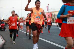 BIB: 2354, 27406, 26880
                            <button type="button" onclick="openModal(12526928)" class="btn btn-primary btn-sm float-right btn-popup" data-toggle="modal" data-target=".modal-high-quality">
                        <i class="fas fa-shopping-cart"></i> Add to Cart
                    </button>
                                            <button type="button" onclick="isThisMe(12526928, true)" class="btn btn-success btn-sm float-right btn-popup btn-isme hidden" data-toggle="tooltip" data-placement="bottom" title="นี่คือรูปของคุณใช่ไหม คลิกที่นี่เพื่อเอาเข้าอัลบั้ม">
                        <i class="fas fa-plus"></i> Add to album
                    </button>
                    <button type="button" onclick="isThisMe(12526928, false)" class="btn btn-warning btn-sm float-right btn-popup btn-isnotme hidden">
                        <i class="fas fa-ban"></i> Remove from album
                    </button>