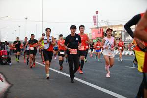 BIB: 2563, 21822
                            <button type="button" onclick="openModal(12527275)" class="btn btn-primary btn-sm float-right btn-popup" data-toggle="modal" data-target=".modal-high-quality">
                        <i class="fas fa-shopping-cart"></i> Add to Cart
                    </button>
                                            <button type="button" onclick="isThisMe(12527275, true)" class="btn btn-success btn-sm float-right btn-popup btn-isme hidden" data-toggle="tooltip" data-placement="bottom" title="นี่คือรูปของคุณใช่ไหม คลิกที่นี่เพื่อเอาเข้าอัลบั้ม">
                        <i class="fas fa-plus"></i> Add to album
                    </button>
                    <button type="button" onclick="isThisMe(12527275, false)" class="btn btn-warning btn-sm float-right btn-popup btn-isnotme hidden">
                        <i class="fas fa-ban"></i> Remove from album
                    </button>