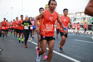 BIB: 20213
                            <button type="button" onclick="openModal(12254114)" class="btn btn-primary btn-sm float-right btn-popup" data-toggle="modal" data-target=".modal-high-quality">
                        <i class="fas fa-shopping-cart"></i> Add to Cart
                    </button>
                                            <button type="button" onclick="isThisMe(12254114, true)" class="btn btn-success btn-sm float-right btn-popup btn-isme hidden" data-toggle="tooltip" data-placement="bottom" title="นี่คือรูปของคุณใช่ไหม คลิกที่นี่เพื่อเอาเข้าอัลบั้ม">
                        <i class="fas fa-plus"></i> Add to album
                    </button>
                    <button type="button" onclick="isThisMe(12254114, false)" class="btn btn-warning btn-sm float-right btn-popup btn-isnotme hidden">
                        <i class="fas fa-ban"></i> Remove from album
                    </button>