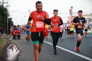 BIB: 22381, 2604
                            <button type="button" onclick="openModal(12527915)" class="btn btn-primary btn-sm float-right btn-popup" data-toggle="modal" data-target=".modal-high-quality">
                        <i class="fas fa-shopping-cart"></i> Add to Cart
                    </button>
                                            <button type="button" onclick="isThisMe(12527915, true)" class="btn btn-success btn-sm float-right btn-popup btn-isme hidden" data-toggle="tooltip" data-placement="bottom" title="นี่คือรูปของคุณใช่ไหม คลิกที่นี่เพื่อเอาเข้าอัลบั้ม">
                        <i class="fas fa-plus"></i> Add to album
                    </button>
                    <button type="button" onclick="isThisMe(12527915, false)" class="btn btn-warning btn-sm float-right btn-popup btn-isnotme hidden">
                        <i class="fas fa-ban"></i> Remove from album
                    </button>