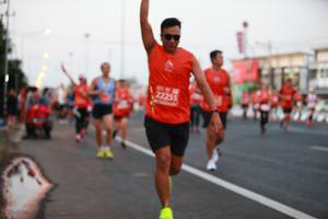 BIB: 22255
                            <button type="button" onclick="openModal(12255171)" class="btn btn-primary btn-sm float-right btn-popup" data-toggle="modal" data-target=".modal-high-quality">
                        <i class="fas fa-shopping-cart"></i> Add to Cart
                    </button>
                                            <button type="button" onclick="isThisMe(12255171, true)" class="btn btn-success btn-sm float-right btn-popup btn-isme hidden" data-toggle="tooltip" data-placement="bottom" title="นี่คือรูปของคุณใช่ไหม คลิกที่นี่เพื่อเอาเข้าอัลบั้ม">
                        <i class="fas fa-plus"></i> Add to album
                    </button>
                    <button type="button" onclick="isThisMe(12255171, false)" class="btn btn-warning btn-sm float-right btn-popup btn-isnotme hidden">
                        <i class="fas fa-ban"></i> Remove from album
                    </button>