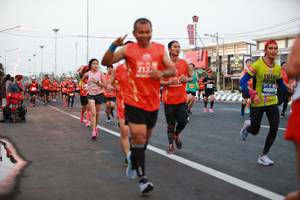 BIB: 212, 4008
                            <button type="button" onclick="openModal(12256136)" class="btn btn-primary btn-sm float-right btn-popup" data-toggle="modal" data-target=".modal-high-quality">
                        <i class="fas fa-shopping-cart"></i> Add to Cart
                    </button>
                                            <button type="button" onclick="isThisMe(12256136, true)" class="btn btn-success btn-sm float-right btn-popup btn-isme hidden" data-toggle="tooltip" data-placement="bottom" title="นี่คือรูปของคุณใช่ไหม คลิกที่นี่เพื่อเอาเข้าอัลบั้ม">
                        <i class="fas fa-plus"></i> Add to album
                    </button>
                    <button type="button" onclick="isThisMe(12256136, false)" class="btn btn-warning btn-sm float-right btn-popup btn-isnotme hidden">
                        <i class="fas fa-ban"></i> Remove from album
                    </button>