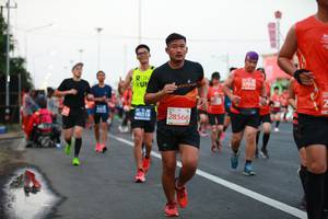 BIB: 27910, 28566, 40318
                            <button type="button" onclick="openModal(12527333)" class="btn btn-primary btn-sm float-right btn-popup" data-toggle="modal" data-target=".modal-high-quality">
                        <i class="fas fa-shopping-cart"></i> Add to Cart
                    </button>
                                            <button type="button" onclick="isThisMe(12527333, true)" class="btn btn-success btn-sm float-right btn-popup btn-isme hidden" data-toggle="tooltip" data-placement="bottom" title="นี่คือรูปของคุณใช่ไหม คลิกที่นี่เพื่อเอาเข้าอัลบั้ม">
                        <i class="fas fa-plus"></i> Add to album
                    </button>
                    <button type="button" onclick="isThisMe(12527333, false)" class="btn btn-warning btn-sm float-right btn-popup btn-isnotme hidden">
                        <i class="fas fa-ban"></i> Remove from album
                    </button>