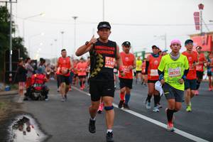 BIB: 22469, 28705, 2417
                            <button type="button" onclick="openModal(12526139)" class="btn btn-primary btn-sm float-right btn-popup" data-toggle="modal" data-target=".modal-high-quality">
                        <i class="fas fa-shopping-cart"></i> Add to Cart
                    </button>
                                            <button type="button" onclick="isThisMe(12526139, true)" class="btn btn-success btn-sm float-right btn-popup btn-isme hidden" data-toggle="tooltip" data-placement="bottom" title="นี่คือรูปของคุณใช่ไหม คลิกที่นี่เพื่อเอาเข้าอัลบั้ม">
                        <i class="fas fa-plus"></i> Add to album
                    </button>
                    <button type="button" onclick="isThisMe(12526139, false)" class="btn btn-warning btn-sm float-right btn-popup btn-isnotme hidden">
                        <i class="fas fa-ban"></i> Remove from album
                    </button>