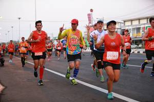 BIB: 26473, 268, 100, 23361
                            <button type="button" onclick="openModal(12250037)" class="btn btn-primary btn-sm float-right btn-popup" data-toggle="modal" data-target=".modal-high-quality">
                        <i class="fas fa-shopping-cart"></i> Add to Cart
                    </button>
                                            <button type="button" onclick="isThisMe(12250037, true)" class="btn btn-success btn-sm float-right btn-popup btn-isme hidden" data-toggle="tooltip" data-placement="bottom" title="นี่คือรูปของคุณใช่ไหม คลิกที่นี่เพื่อเอาเข้าอัลบั้ม">
                        <i class="fas fa-plus"></i> Add to album
                    </button>
                    <button type="button" onclick="isThisMe(12250037, false)" class="btn btn-warning btn-sm float-right btn-popup btn-isnotme hidden">
                        <i class="fas fa-ban"></i> Remove from album
                    </button>