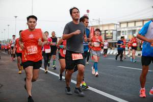 BIB: 70527, 71704
                            <button type="button" onclick="openModal(12254545)" class="btn btn-primary btn-sm float-right btn-popup" data-toggle="modal" data-target=".modal-high-quality">
                        <i class="fas fa-shopping-cart"></i> Add to Cart
                    </button>
                                            <button type="button" onclick="isThisMe(12254545, true)" class="btn btn-success btn-sm float-right btn-popup btn-isme hidden" data-toggle="tooltip" data-placement="bottom" title="นี่คือรูปของคุณใช่ไหม คลิกที่นี่เพื่อเอาเข้าอัลบั้ม">
                        <i class="fas fa-plus"></i> Add to album
                    </button>
                    <button type="button" onclick="isThisMe(12254545, false)" class="btn btn-warning btn-sm float-right btn-popup btn-isnotme hidden">
                        <i class="fas fa-ban"></i> Remove from album
                    </button>