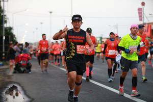 BIB: 28705, 22469
                            <button type="button" onclick="openModal(12526156)" class="btn btn-primary btn-sm float-right btn-popup" data-toggle="modal" data-target=".modal-high-quality">
                        <i class="fas fa-shopping-cart"></i> Add to Cart
                    </button>
                                            <button type="button" onclick="isThisMe(12526156, true)" class="btn btn-success btn-sm float-right btn-popup btn-isme hidden" data-toggle="tooltip" data-placement="bottom" title="นี่คือรูปของคุณใช่ไหม คลิกที่นี่เพื่อเอาเข้าอัลบั้ม">
                        <i class="fas fa-plus"></i> Add to album
                    </button>
                    <button type="button" onclick="isThisMe(12526156, false)" class="btn btn-warning btn-sm float-right btn-popup btn-isnotme hidden">
                        <i class="fas fa-ban"></i> Remove from album
                    </button>
