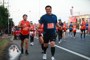 BIB: 22666, 20907
                            <button type="button" onclick="openModal(12532349)" class="btn btn-primary btn-sm float-right btn-popup" data-toggle="modal" data-target=".modal-high-quality">
                        <i class="fas fa-shopping-cart"></i> Add to Cart
                    </button>
                                            <button type="button" onclick="isThisMe(12532349, true)" class="btn btn-success btn-sm float-right btn-popup btn-isme hidden" data-toggle="tooltip" data-placement="bottom" title="นี่คือรูปของคุณใช่ไหม คลิกที่นี่เพื่อเอาเข้าอัลบั้ม">
                        <i class="fas fa-plus"></i> Add to album
                    </button>
                    <button type="button" onclick="isThisMe(12532349, false)" class="btn btn-warning btn-sm float-right btn-popup btn-isnotme hidden">
                        <i class="fas fa-ban"></i> Remove from album
                    </button>