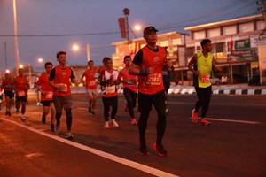 BIB: 25851, 212
                            <button type="button" onclick="openModal(12240364)" class="btn btn-primary btn-sm float-right btn-popup" data-toggle="modal" data-target=".modal-high-quality">
                        <i class="fas fa-shopping-cart"></i> Add to Cart
                    </button>
                                            <button type="button" onclick="isThisMe(12240364, true)" class="btn btn-success btn-sm float-right btn-popup btn-isme hidden" data-toggle="tooltip" data-placement="bottom" title="นี่คือรูปของคุณใช่ไหม คลิกที่นี่เพื่อเอาเข้าอัลบั้ม">
                        <i class="fas fa-plus"></i> Add to album
                    </button>
                    <button type="button" onclick="isThisMe(12240364, false)" class="btn btn-warning btn-sm float-right btn-popup btn-isnotme hidden">
                        <i class="fas fa-ban"></i> Remove from album
                    </button>