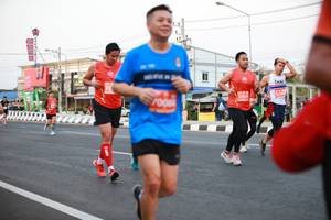 BIB: 700, 2760, 20194
                            <button type="button" onclick="openModal(12253805)" class="btn btn-primary btn-sm float-right btn-popup" data-toggle="modal" data-target=".modal-high-quality">
                        <i class="fas fa-shopping-cart"></i> Add to Cart
                    </button>
                                            <button type="button" onclick="isThisMe(12253805, true)" class="btn btn-success btn-sm float-right btn-popup btn-isme hidden" data-toggle="tooltip" data-placement="bottom" title="นี่คือรูปของคุณใช่ไหม คลิกที่นี่เพื่อเอาเข้าอัลบั้ม">
                        <i class="fas fa-plus"></i> Add to album
                    </button>
                    <button type="button" onclick="isThisMe(12253805, false)" class="btn btn-warning btn-sm float-right btn-popup btn-isnotme hidden">
                        <i class="fas fa-ban"></i> Remove from album
                    </button>