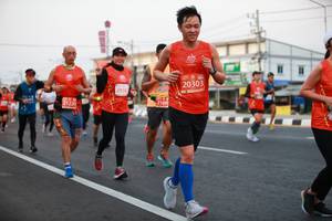 BIB: 20303, 2938, 21220, 216
                            <button type="button" onclick="openModal(12253894)" class="btn btn-primary btn-sm float-right btn-popup" data-toggle="modal" data-target=".modal-high-quality">
                        <i class="fas fa-shopping-cart"></i> Add to Cart
                    </button>
                                            <button type="button" onclick="isThisMe(12253894, true)" class="btn btn-success btn-sm float-right btn-popup btn-isme hidden" data-toggle="tooltip" data-placement="bottom" title="นี่คือรูปของคุณใช่ไหม คลิกที่นี่เพื่อเอาเข้าอัลบั้ม">
                        <i class="fas fa-plus"></i> Add to album
                    </button>
                    <button type="button" onclick="isThisMe(12253894, false)" class="btn btn-warning btn-sm float-right btn-popup btn-isnotme hidden">
                        <i class="fas fa-ban"></i> Remove from album
                    </button>